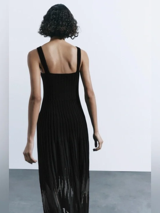 Zara PLEATED SQUARE-NECK MAXI DRESS. Black. Size S. New with Tags. - Picture 3 of 8